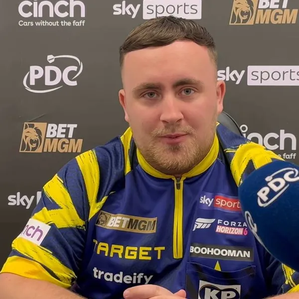Ontknoping in de Premier League darts: dit waanzinnige bedrag verdiende Luke Littler tot nu toe