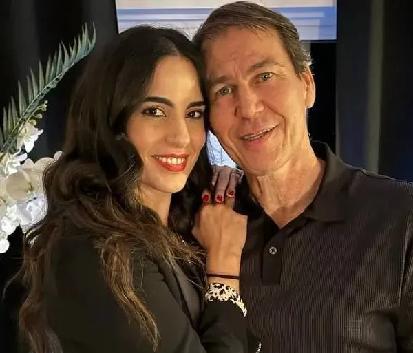 Rudi op het WK, Francesca in badpak: de vrouw van bondscoach Garcia showt haar geweldige ‘summerbody’