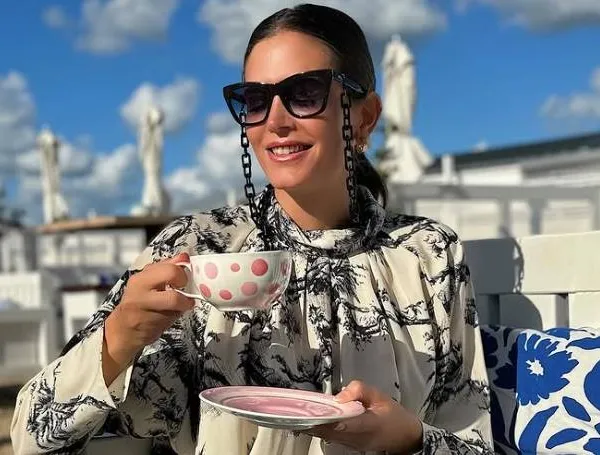 Astrid Coppens zet haar indrukwekkende bikinibody nóg maar eens in de kijker (foto's)