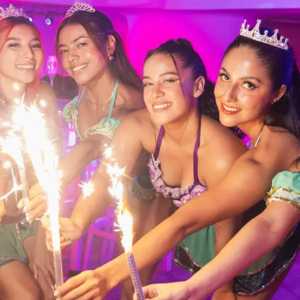 Temptation Island maar dan in het echt: in dit 'pikant' 5 sterrenhotel gaan de remmen wel héél erg los