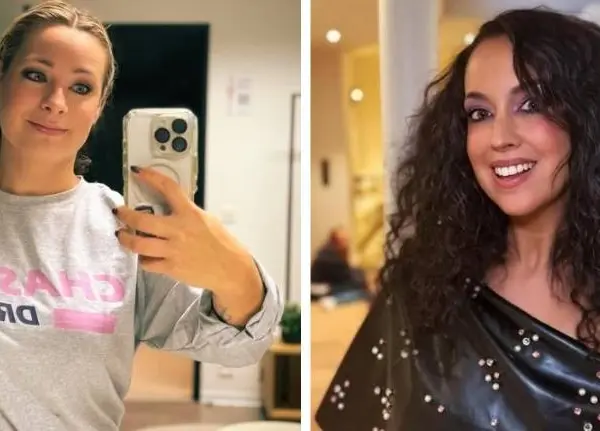 Na een paar cocktails: An Lemmens en Anke Buckinkx doen een fotoshoot in het zwembad
