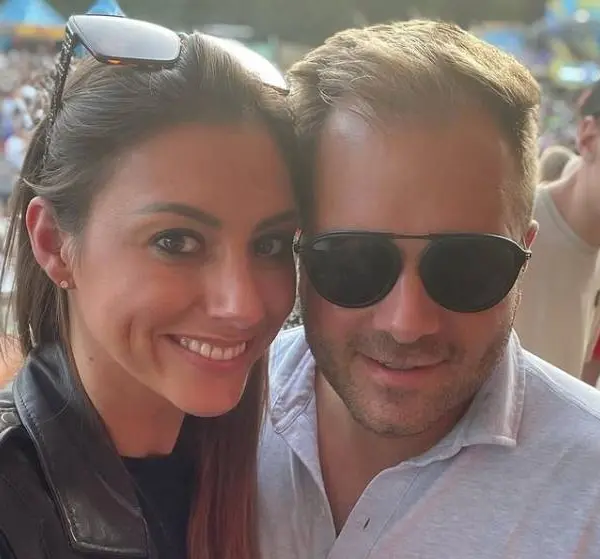 Valeska, de vrouw van ex-veldrijder Niels Albert, deelt stomende bikiniselfie die weinig aan de verbeelding overlaat