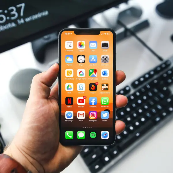Bijna iedereen doet dit met zijn iPhone, maar Apple waarschuwt dat het hem juist trager kan maken