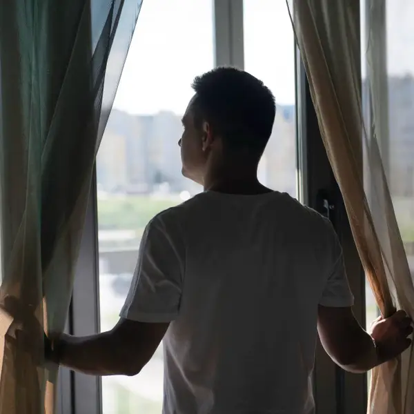 Gigolo Tom legt zijn financiën op tafel: dit verdient hij elke nacht (en hij heeft één groot 'talent')