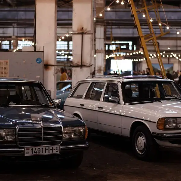 In 2017 betaalde de Vlaamse bingokoning een Belgisch record voor deze Mercedes. Nu weten we wat hij écht waard was