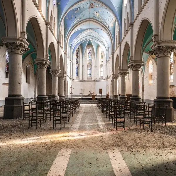 Van 125.000 euro tot 1,6 miljoen: zoveel kost een Vlaamse kerk (en dit mag je ermee doen)