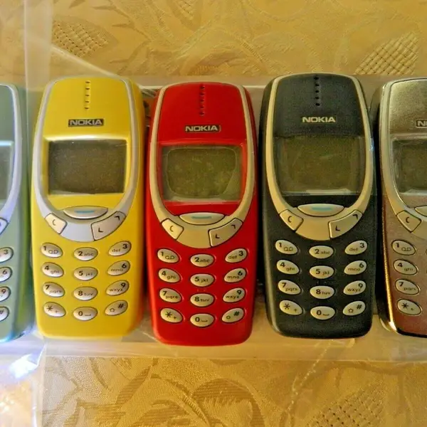 Iedereen wilde hem in 2000: zoveel is je oude Nokia 3310 vandaag nog waard