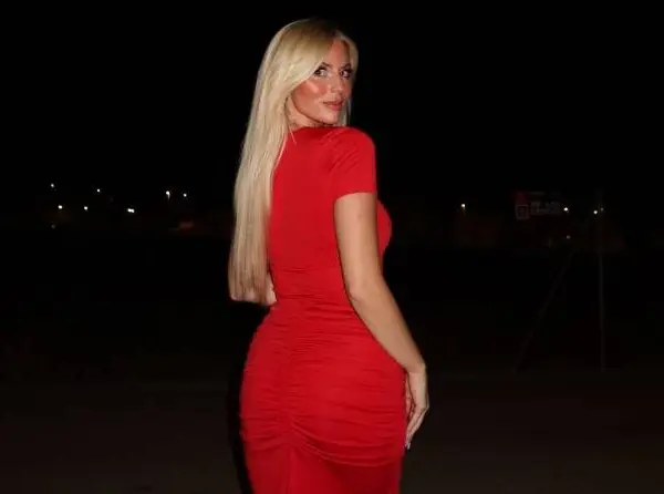 Deze bikinifoto's van Jolien uit Big Brother (en ex-Miss Exclusive) zijn pure kunst