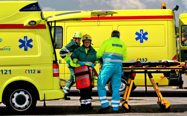 220910AMBULANCEPIXABAY