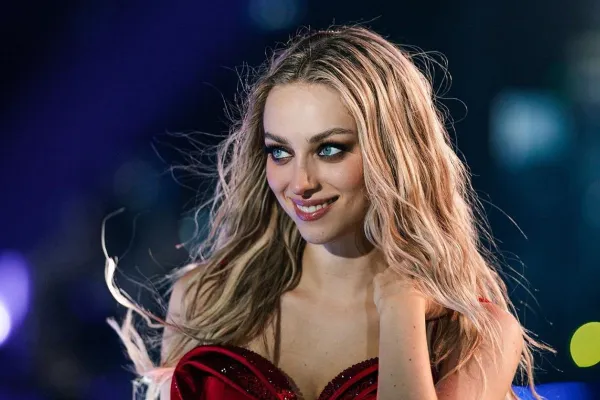 230424camilledhontinstagram