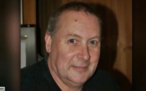 DaveWhitneyTheMirror