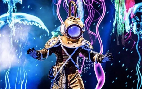 DuikerMaskedSingerVTM