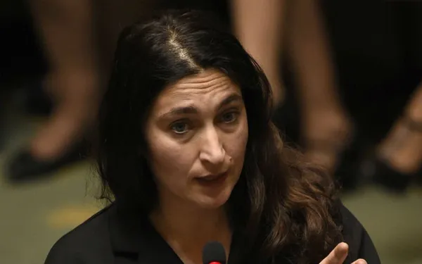 Zuhal Demir1