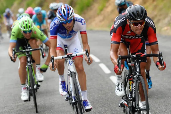 231009gregvanavermaetthibaupinot