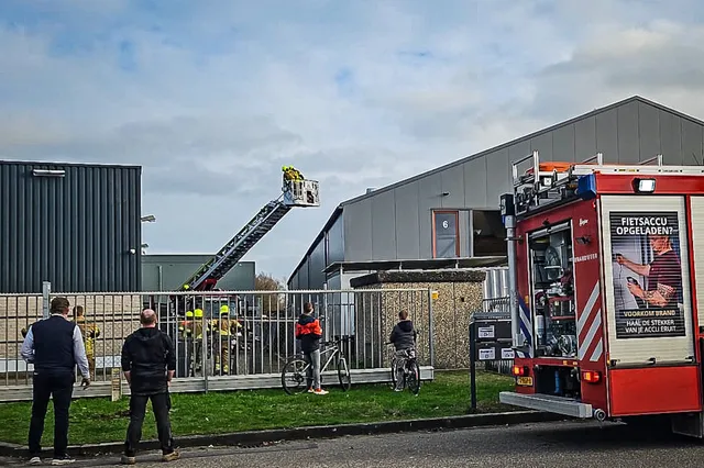 Schoorsteenbrand bij bedrijf in Werkendam snel onder controle