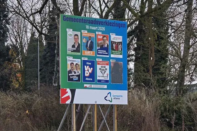 Verkiezingsposter FvD beklad in Werkendam