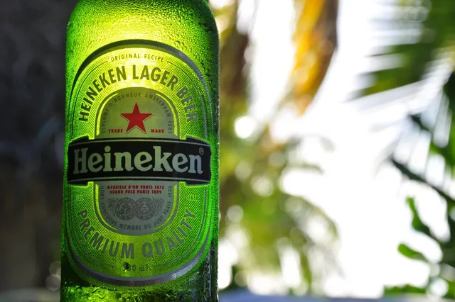Heineken rapporteert omzetdaling in eerste kwartaal 2025, maar premium biersegment groeit