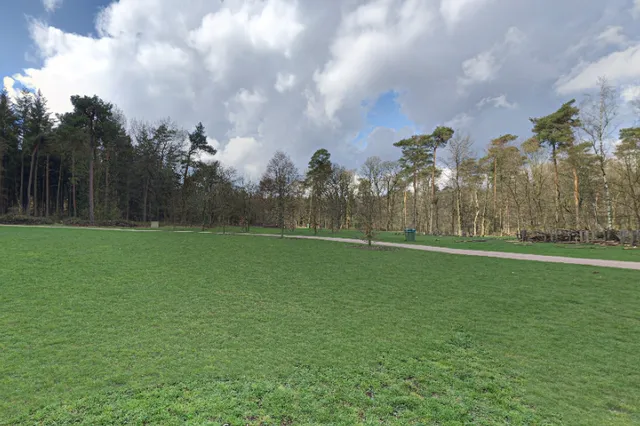 Speuren op de speelweide van Park Berg & Bos