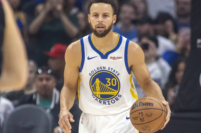 Stephen Curry names three players to take league forward