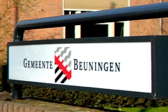 Vluchtelingen gehuisvest aan Schoenaker in Beuningen