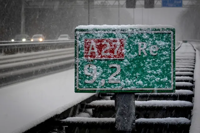 Grote sneeuwzone op weg naar Nederland: woensdagochtend kans op 7 centimeter sneeuw
