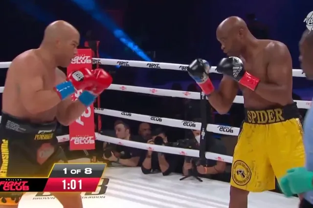 Anderson Silva slaat Tito Ortiz knockout