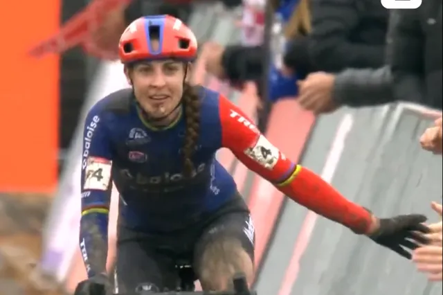 Lucinda Brand logra su 50ª victoria en ciclocross con una actuación impecable en la Copa del Mundo de Dublín; Alvarado y Backstedt completan el podio