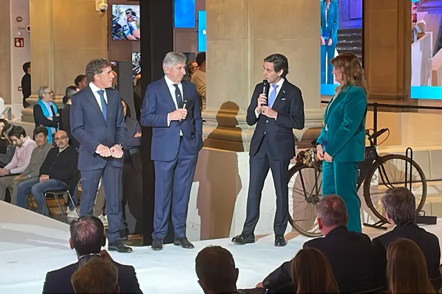 ¿Un nuevo patrocinador en Movistar Team? Eusebio Unzué, muy claro: "Estamos luchando por ello"