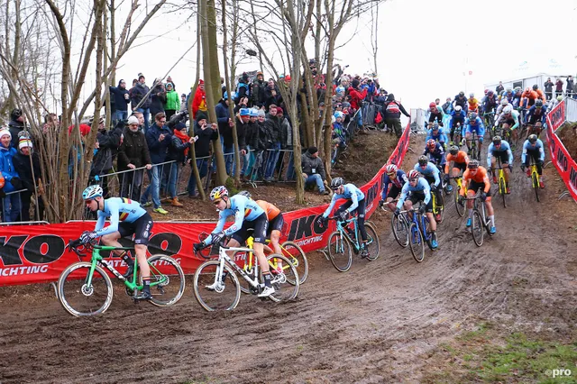 Stefano Viezzi, de Itália, é campeão do Mundo de ciclocrosse em juniores