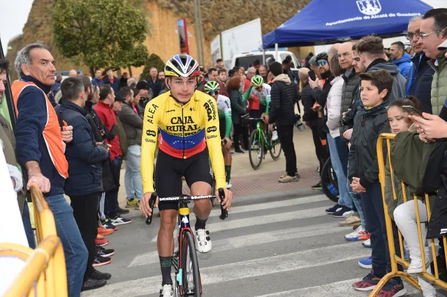 Caja Rural reveal Vuelta a Espana '8' as they hunt season-making stage win