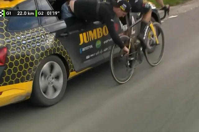 "Don't kill cycling" - Jumbo-Visma defend Wout van Aert after chain-lubing moment at E3 Saxo Classic