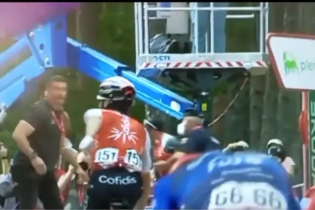 VIDEO: Cofidis soigneur tackled by Spanish police for over-exuberant celebration of Herrada's Vuelta stage win