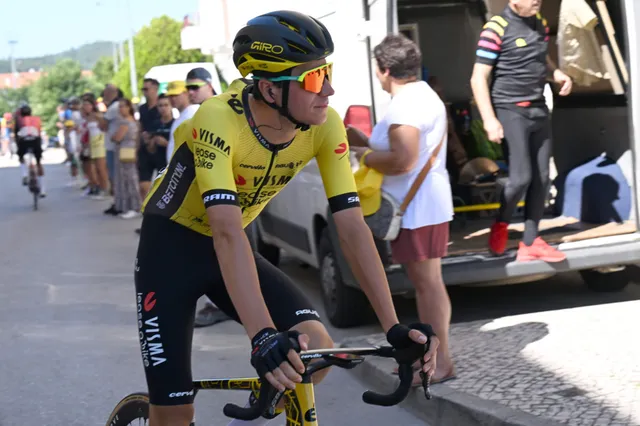 "Possible that it's a problem with the femoral artery" - Jose de Cauwer thinks he knows what's harming Cian Uijtdebroeks' Vuelta a Espana hopes