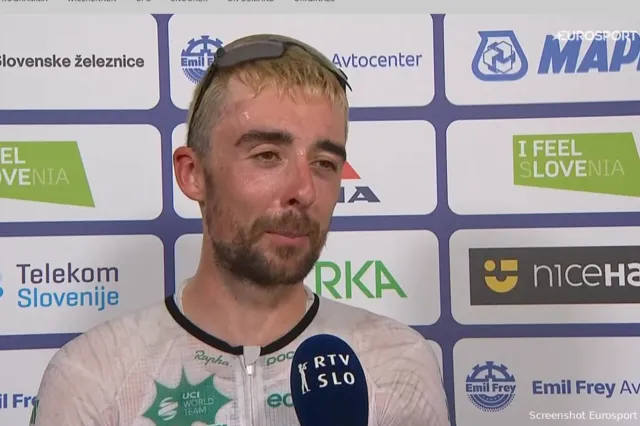 Ben Healy rendido ao novo Campeão do Mundo Tadej Pogacar: "O que é que se pode dizer... É simplesmente de loucos"