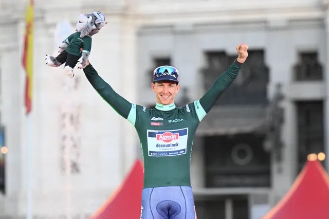 Kaden Groves sobre a conquista da classificação por pontos graças ao abandono de Wout Van Aert: "É uma vitória agridoce"