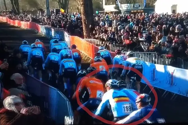 VIDEO: Was this the moment Wout van Aert lost the CX World Championships?