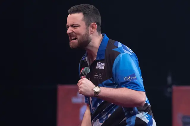 Humphries finishes top of PDC Home Tour III Group 17