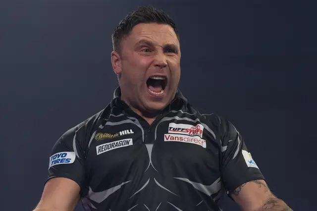 Price reaches second consecutive World Championship semi-final after sudden death thriller win over Gurney