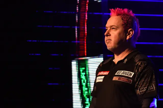 Wright gives bold claim about Van Gerwen after Super Series win: “He won’t win a TV tournament this year”