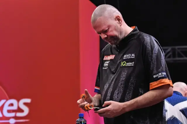 Agent gives update after Van Barneveld taken unwell at Super Series: 'Everything is fine and looks normal again'