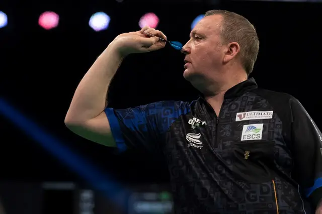 Durrant first player to finish on zero points during Premier League season