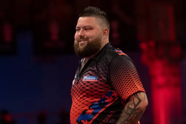 Smith battles back to deny De Sousa in World Matchplay tie-break thriller