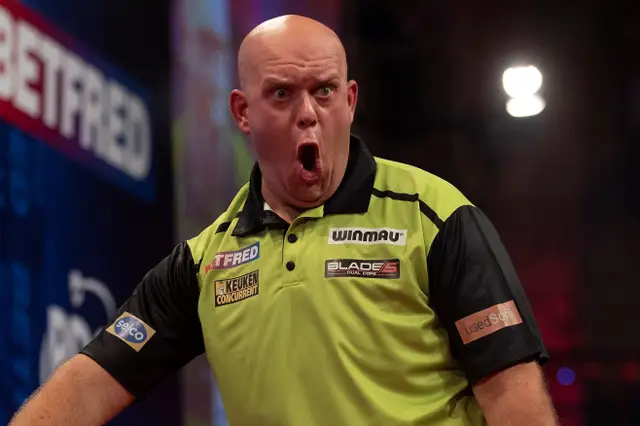 Van Gerwen survives late pressure from White to end World Matchplay Quarter-Final drought