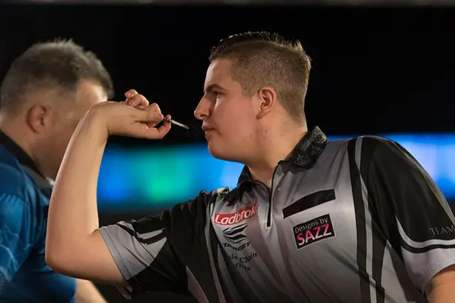Cole edges past Burnett to Week Two title in Online Darts League