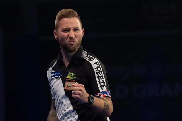 Noppert first through to World Grand Prix semi-final with brilliant win over White