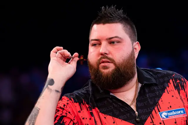Smith on Winmau Blade 6 after partnership announced: "I'm a Unicorn player but it looks the dogs balls"
