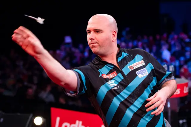 Cross joins exclusive club after missing out on Premier League Darts line-up