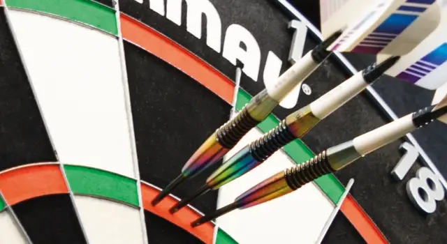 VIDEO: Matt Good hits nine-dart finish during Rileys UK Open qualifier, Hogan also set for Minehead return