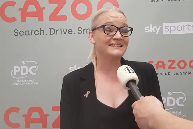(VIDEO) 15 Favourites with Laura Turner: “Favourite player not Colin Lloyd who’s throwing sweets at me”