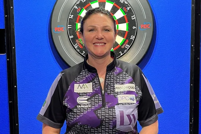 Lorraine Winstanley eliminates Fallon Sherrock and Beau Greaves at opening tournament of PDC Women's Series 2025